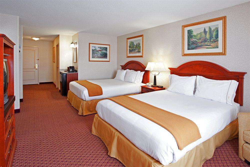 Holiday Inn Express & Suites - Sharon-Hermitage, An Ihg Hotel West Middlesex Rum bild